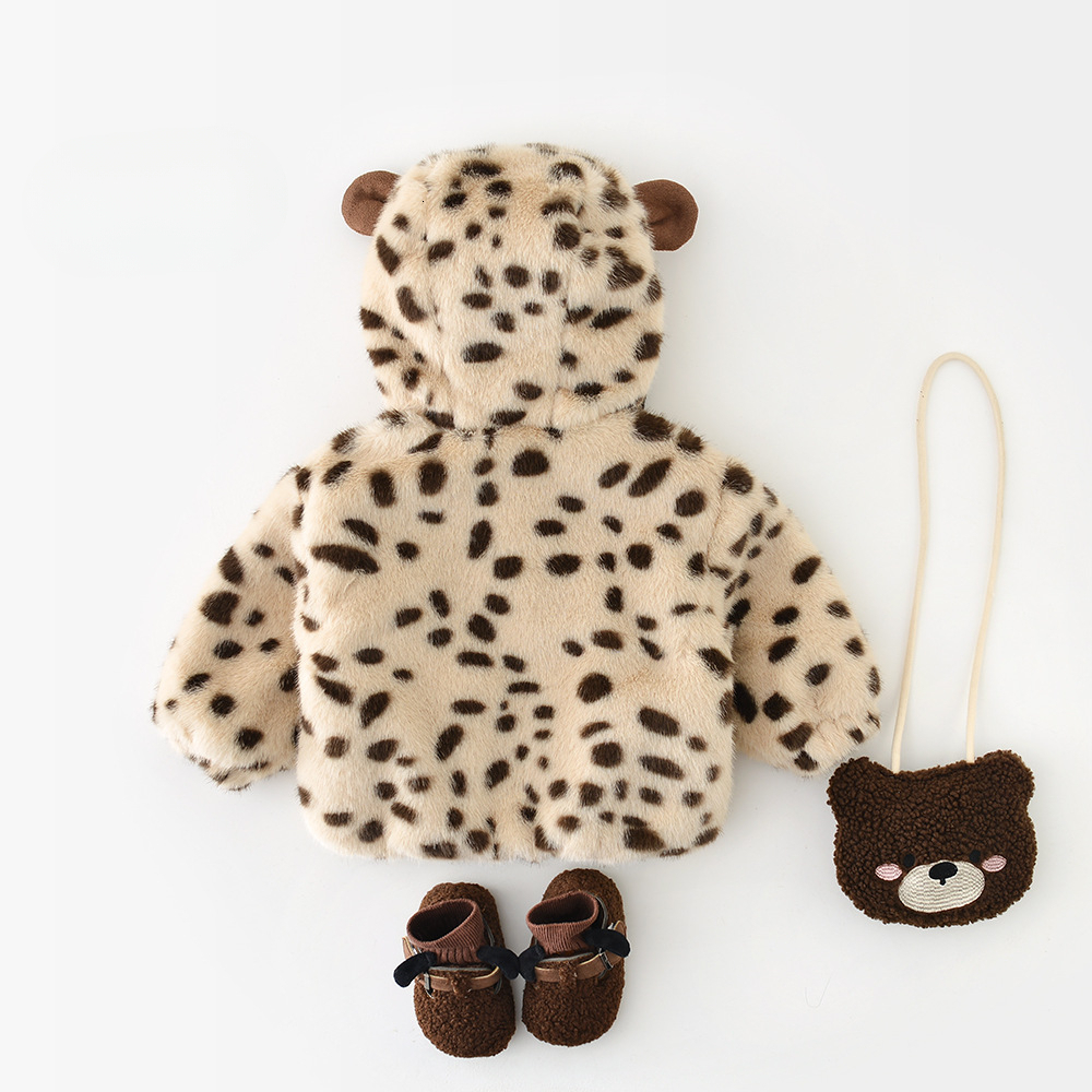 New hot selling boy and girl fur sweater jacket with fashionable leopard print wool lining, thickened autumn and winter hooded baby cotton jacket