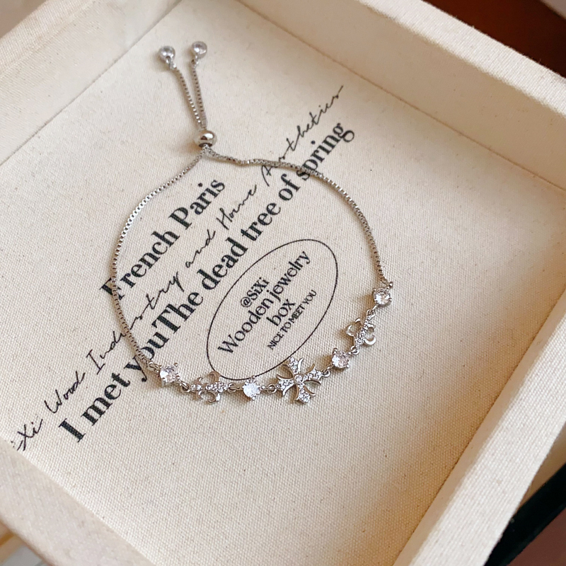 High-Value Minimalist Cross Bracelet Light Niche Exquisite High-End Feel Adjustable Pull Chain Women's Jewelry Z260313