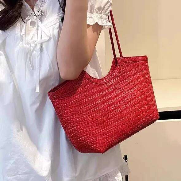 Ladies Shoulder Bag Elegant Handbag Single Strap Designer Clutch For Women High-End Fashion Accessory