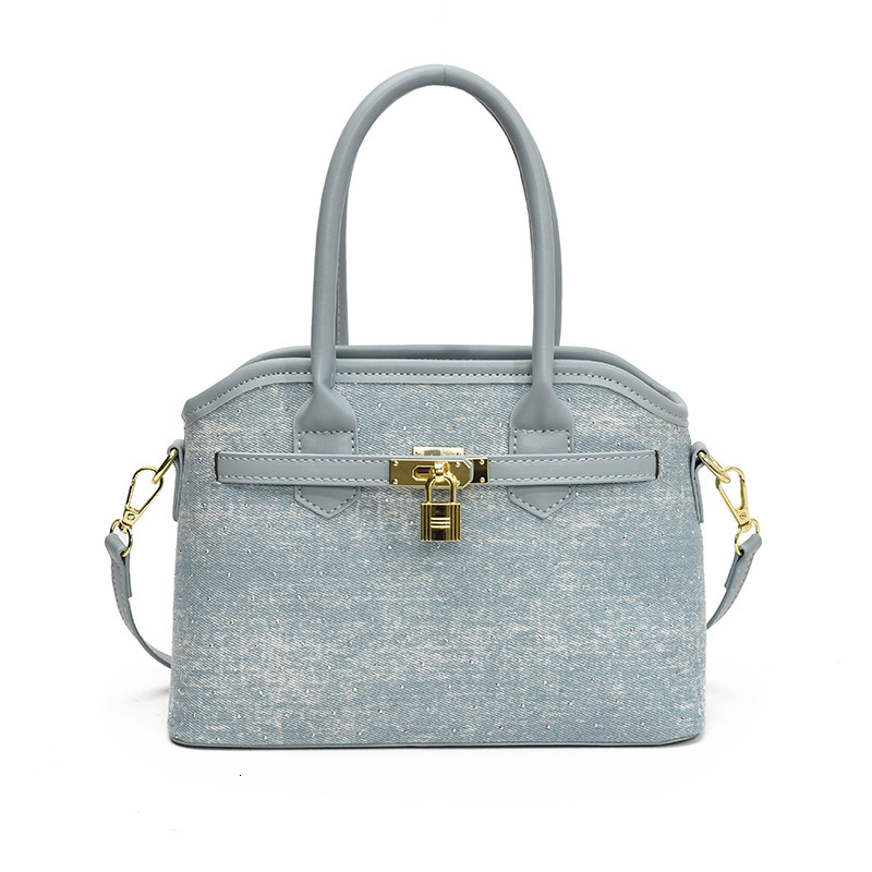 Free shipping designer bag High-Value Crossbody Bag for Women New Fashionable Versatile Handbag with a Sense of Sophistication Large Capacity Commuter