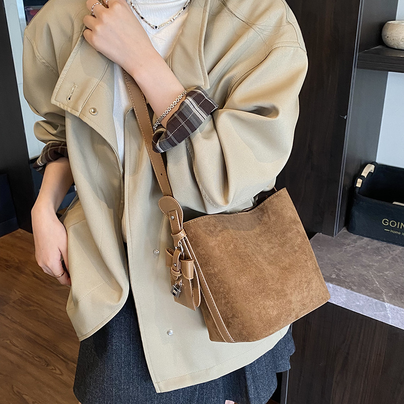 Free shipping designer bag High-end Suede Bag for Women New Versatile Single Shoulder Mother-Daughter Bag Large Capacity Commuter Bucket Bag