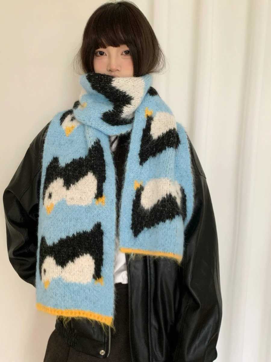 Cute Cartoon Knitted Litt Penguin Scarf For Wen Containing Wool Warm And Thicke Neck ProtectionW251027
