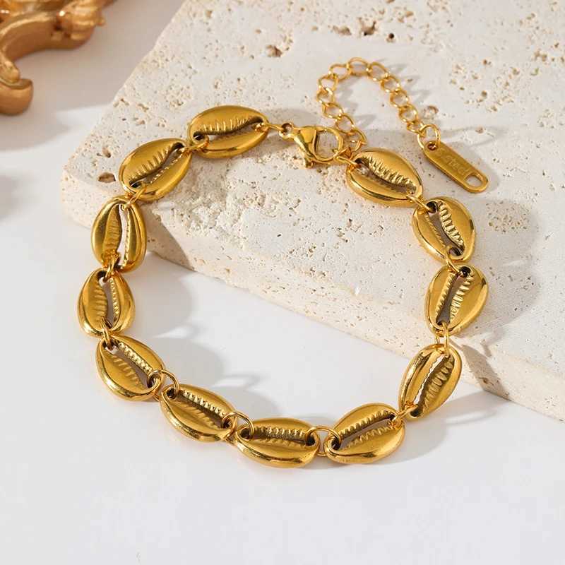 GANLY 316L Stainss Steel Metal Gold Color Shellshaped Wrist Chain Bracet For Wen Waterproof Trendy Gift Jewelry BijouxW251027