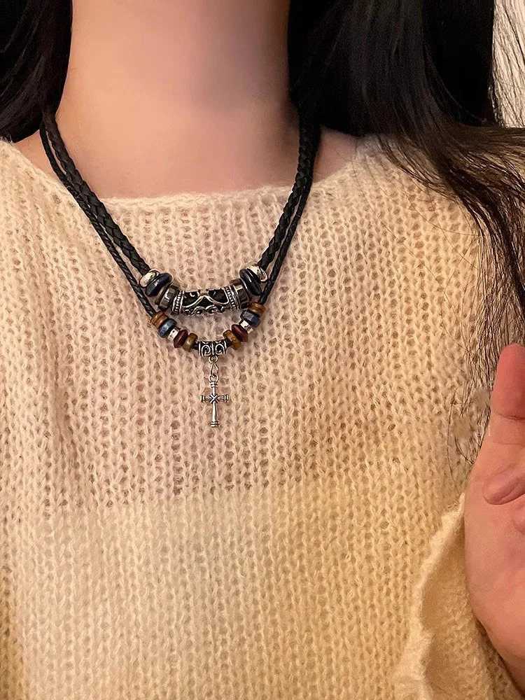 Chinese Ethnic Style Woven Rope Copper Coin Necklace With Female Feeling Crescent Collar Long Beaded Sweater Chain 251023