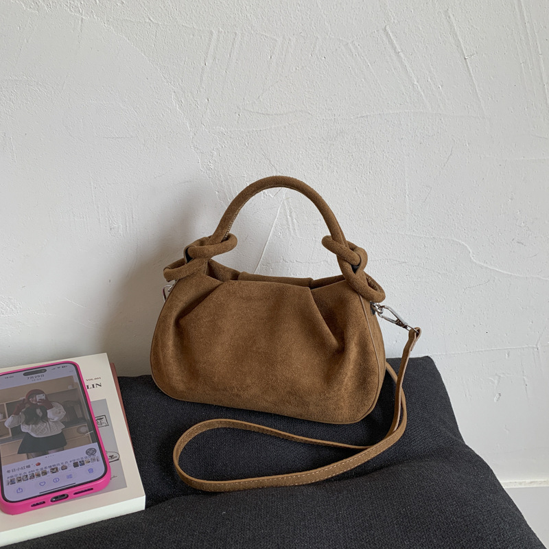 Free shipping designer bag Small Bag for Women Autumn and Winter New Fashion Niche Design Single Shoulder Crossbody Bag Ins Style Dumpling Bag