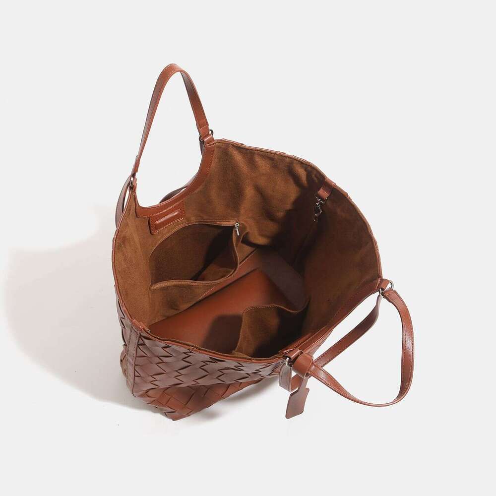 Designer Bag Tote Bag Shoulder Bag Autumn New Woven Handheld Tote For Women Niche Fashion Commuter Large Capacity Shoulder Underarm Bag