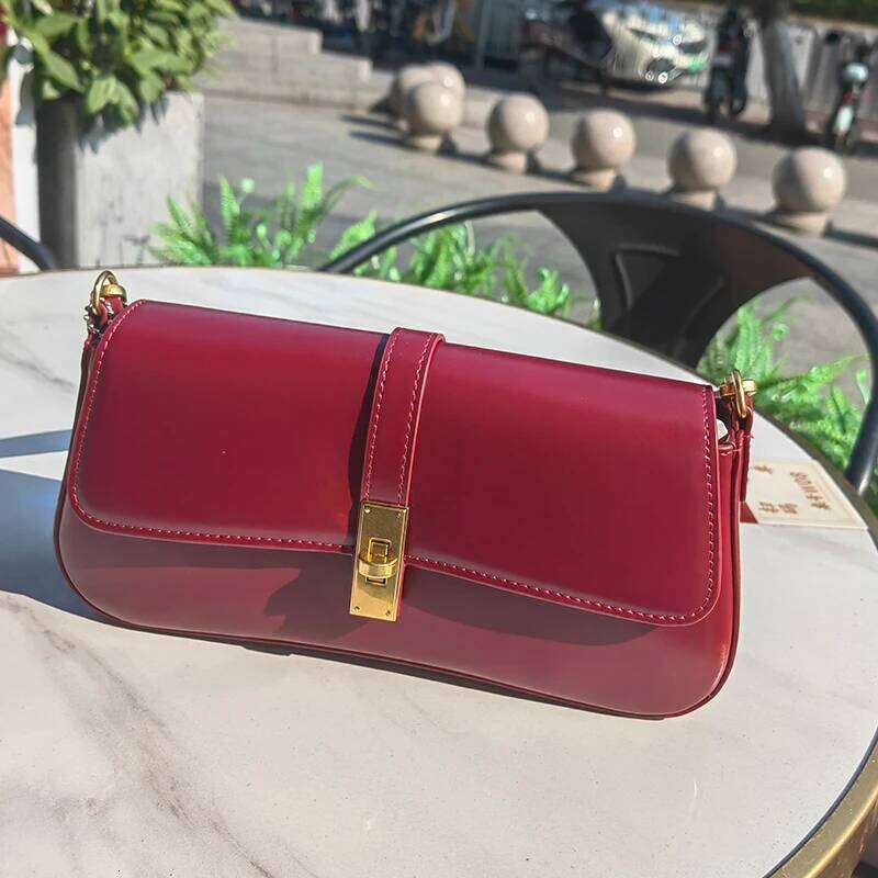 Genuine Leather Women's Shoulder High Quality Vintage Baguette Bag Designer Women Crossbody Bags Cowhide Handbags