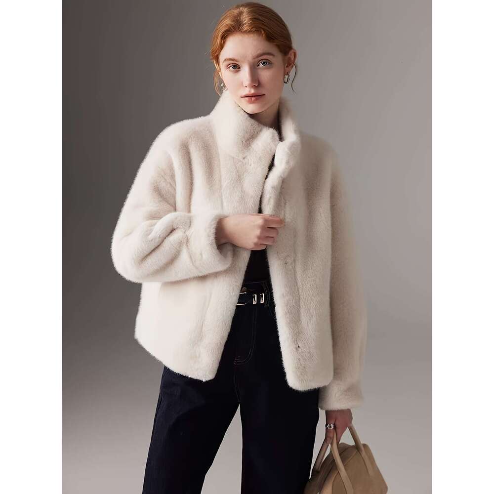 Women's Chic Faux Fur Coat - Thick Warm Short Length With Drop Shoulder Sleeves, Solid Color, Single Button Closure, Regular Fit Fall/Winter, Sty