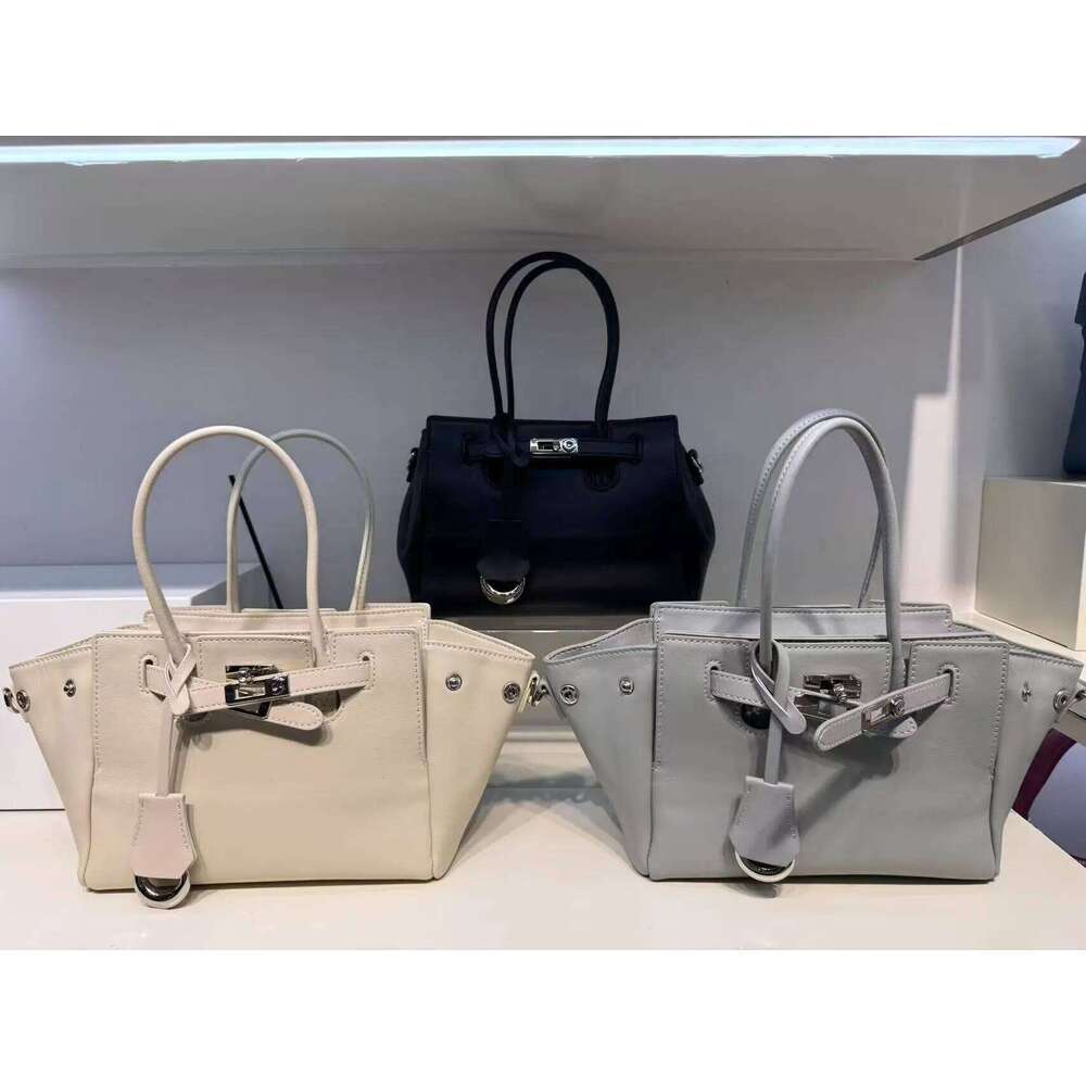 Tote 2024 Trend Large Capacity Female Shoulder Bag High Quality Genuine Leather Simple Designer Woman Handbag