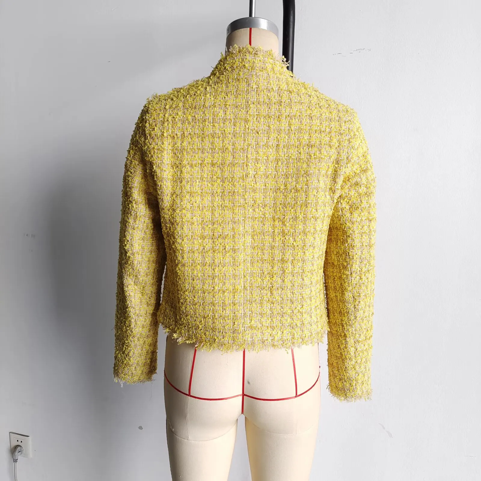 Autumn Winter Elegant Woolen Coat For Women Tassel n Fashionable ONeck Sweet Yellow Tweed Jackets Korean Style Coats 251027