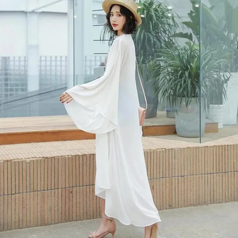 Summer Sunscreen Shirts Women Cardigan Long Chiffon Blouse Shirt Ladies Shawl Female Outerwear Women Loose Thin Coat Jacket 251027