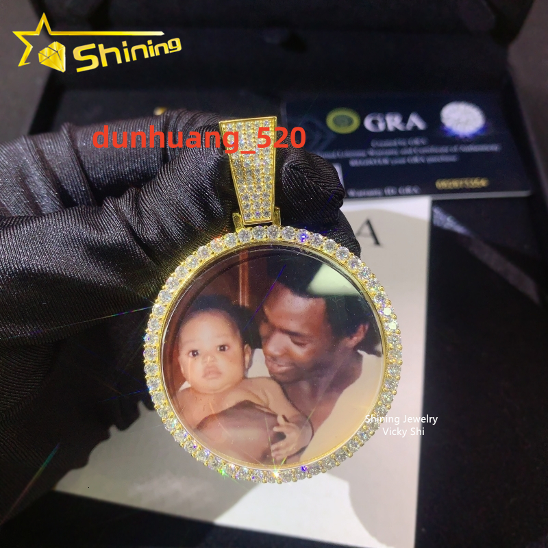 Ready to Ship Hip Hop Pendant 925 Silver Gold Plated Vvs Moissanite Diamond Memory Photo Pendant Custom Moissanite Pendant