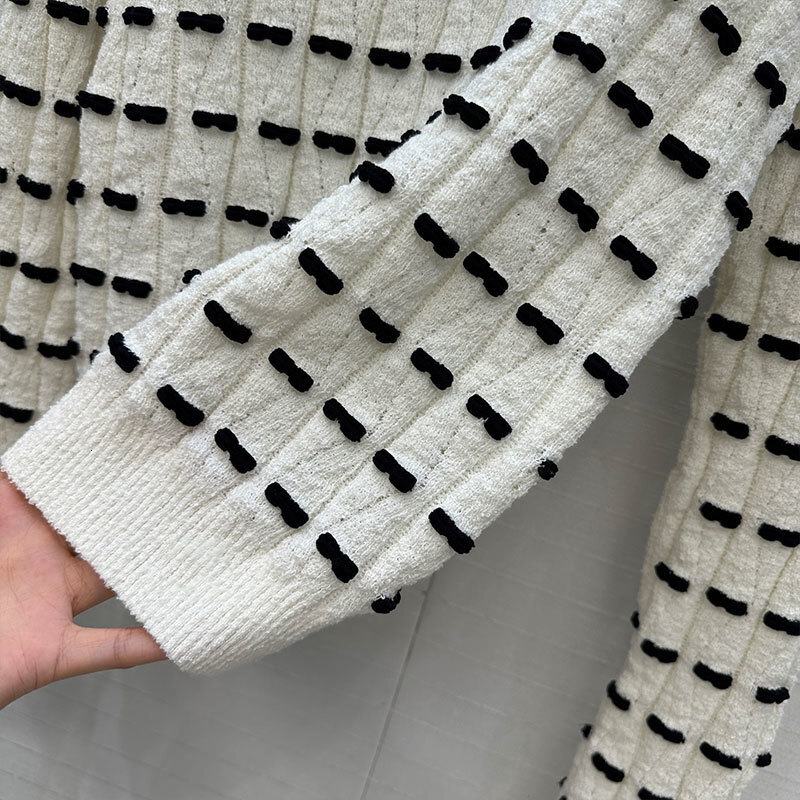 Luxury Designer Women's Black White Bow Long Sleeve Sweater Fashion Runway Wool Blend Round Neck Soft Pullover Two Colors Classic Winter Base Clo