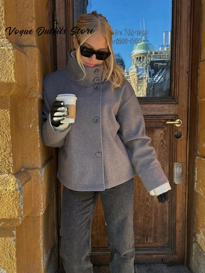 Chic Short Woolen Coat Women Stand Collar Single Breasted Long Sleeve Pockets Jacket 2025 Autumn Lady Street Commute Outwear 251013