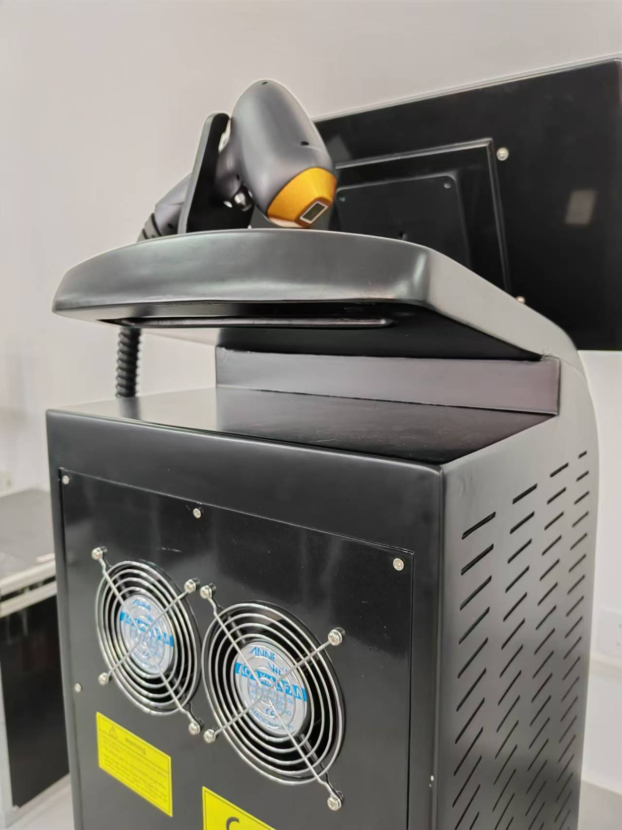 Professional Diode Laser Hair Removal Machine For Clinic Ice Cooling Permanent Hair Removal And Skin Rejuvenation System