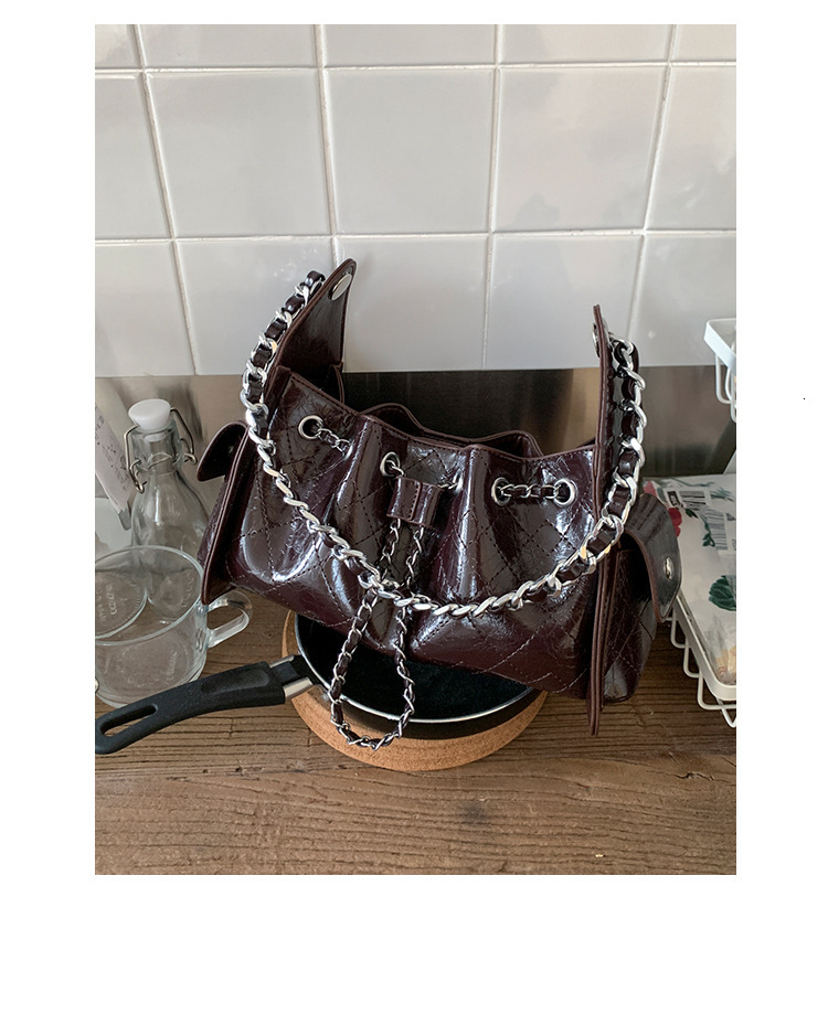 Free shipping designer bag Fashion Bag Quilted Chain Drawstring Shoulder Bag for Women Large Capacity High-end Fashionable Crossbody Bag