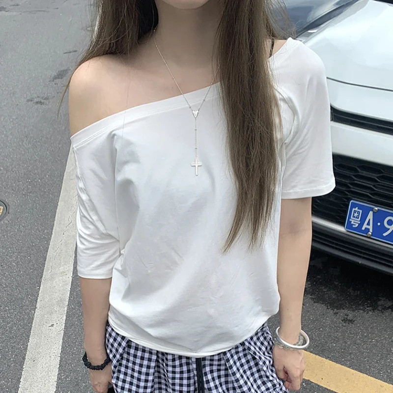 Tshirts Women Solid Simple Summer Casual Cleanfit Short Sleeve Allmatch Young Girls Streetwear Y2k Top Aesthetic Clothes Ins 251027