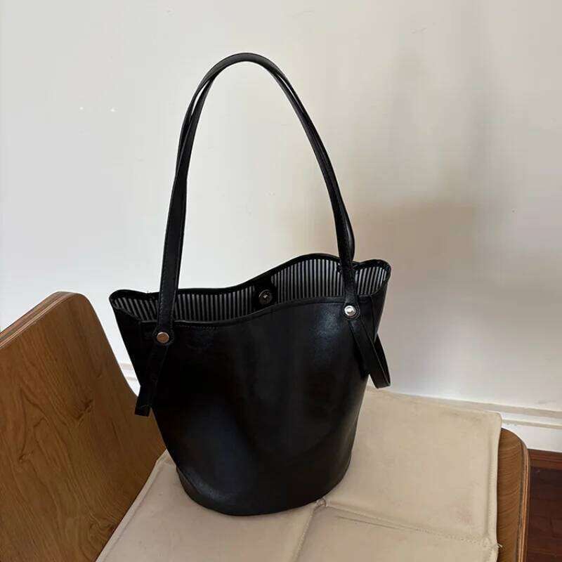 New Bucket Bag With Retro And High-End Feel, Single Shoulder Armpit Tote Bag, Versatile, Large Capacity Handheld Commuting
