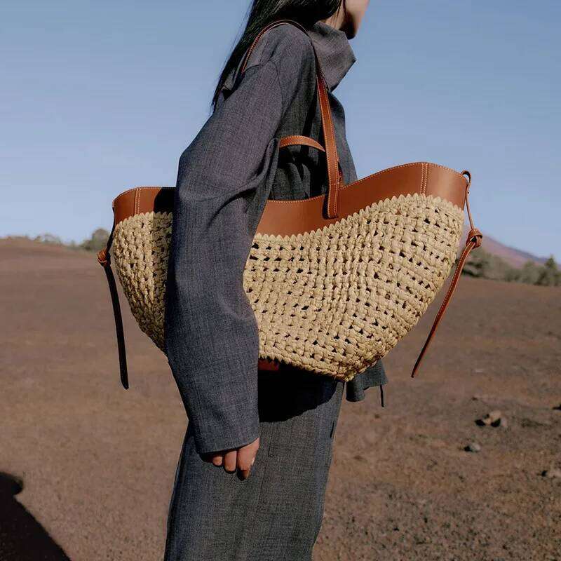 2025 New Designer Straw Woven Retro Literary Versatile Casual Tote Bag Shoulder Handbag Large Capacity Grass Women's Bags
