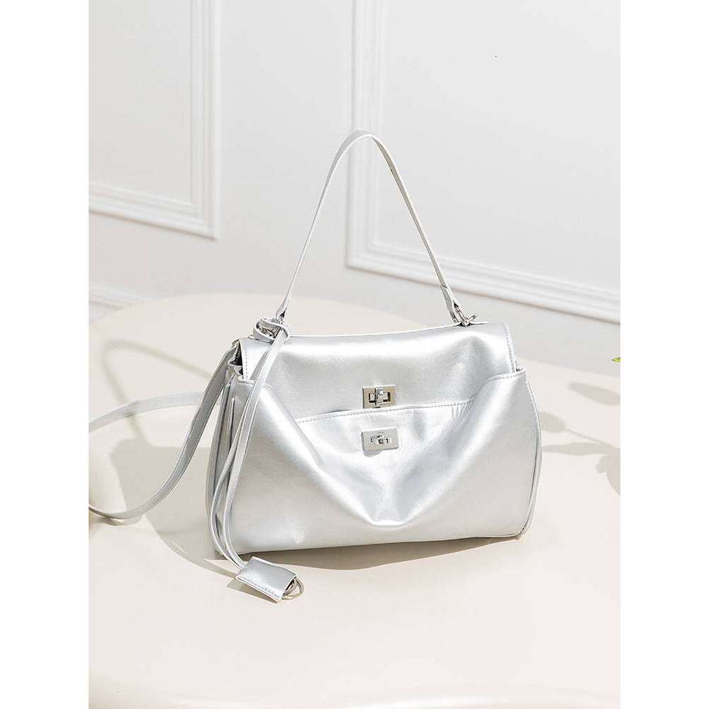 Women's New Rodeo Large Capacity Commuter Tote Handbag Texture Crossbody Bag