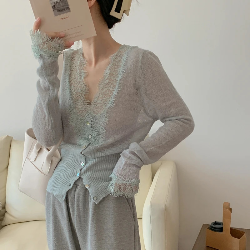 Highfashion Kawaii Botton Up Lace Patchwork Knitted Cardigan Women Autumn Winter Ladies Elegant Vintage Sweater Wholesale 251027