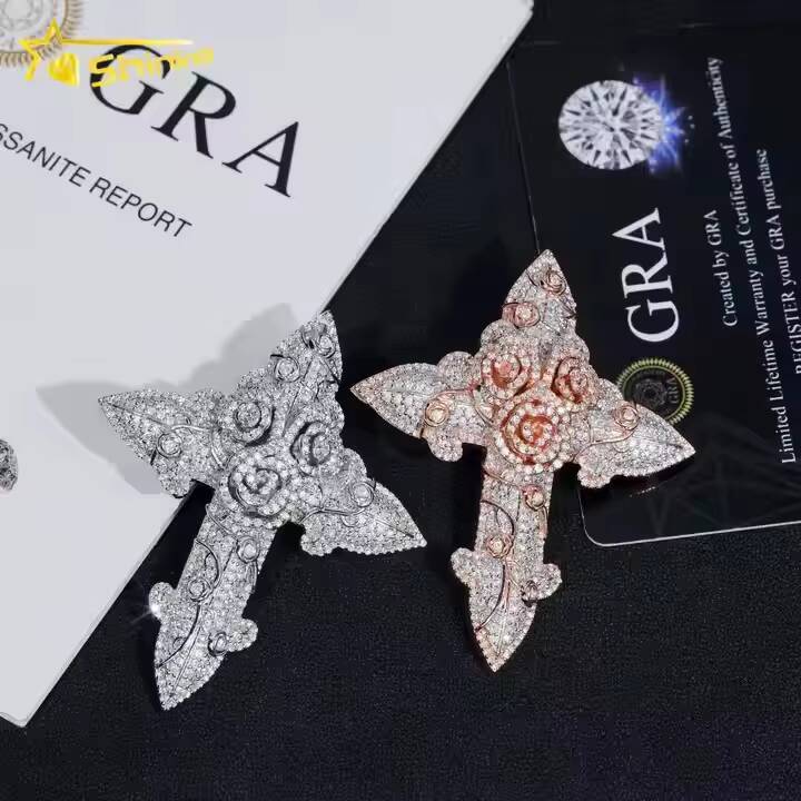 New Design Hot Selling 925 Sterling Silver Gold Plating Hip Hop Jewelry VVS Diamond Necklace Moissanite Iced Out Cross Pendant