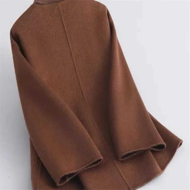 Moms Womens Horn Buckle Wind Coat Doublesided Woolen Female Short Loose Jacket 2025 New Chinese Frenulum Overwear M251027