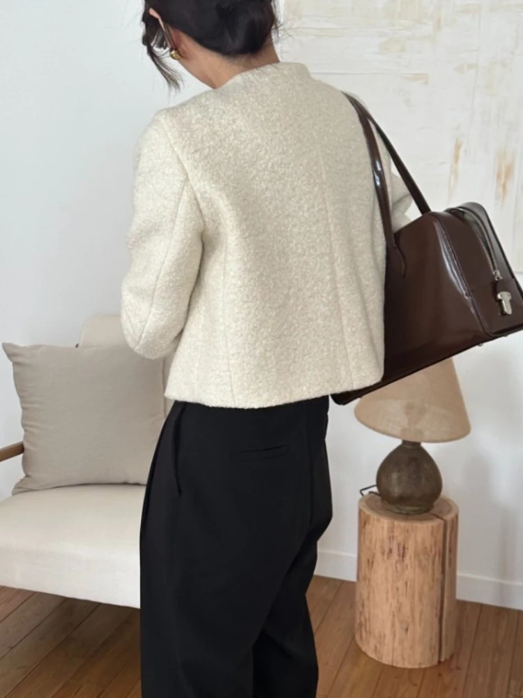 Women Autumn Winter French Vintage Coat Temperament High Quality Korean Casual Single Breasted Slim Tweed Jackets 251027