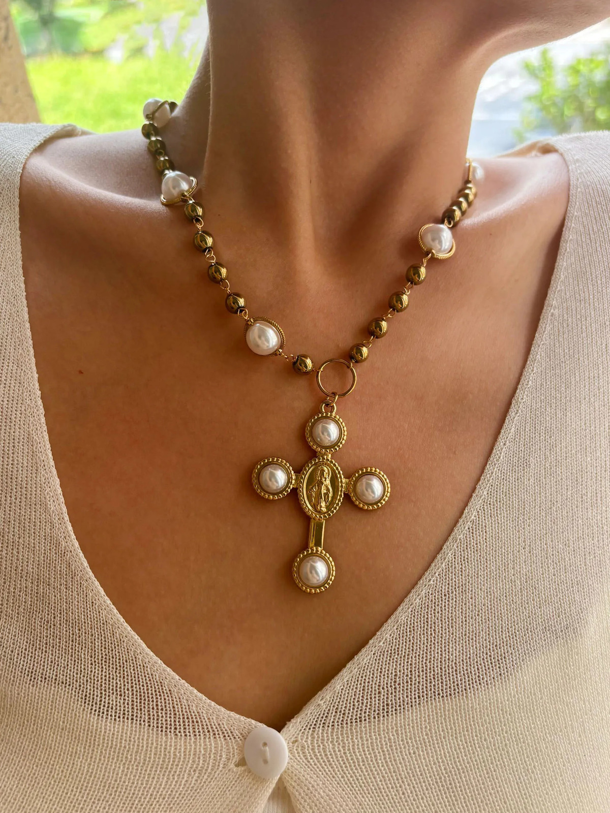 Perisbox Trendy Elegant Pearl Virgin Mary Cross Pendant Womens Necklace Stainless Steel Beaded Chain Wedding Jewelry 251023