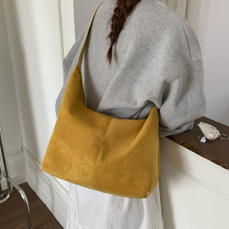 Free shipping designer bag Niche Design Dumpling Bag Autumn Winter Suede Commuter Single Shoulder Crossbody Tote Bag