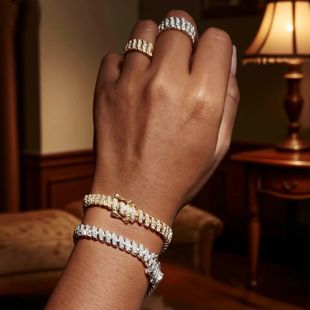 Classic Snake Shape Tennis Chain Bangle Bracelet Paved Bling CZ For Women Wedding Party Fashion European Jewelry 251023