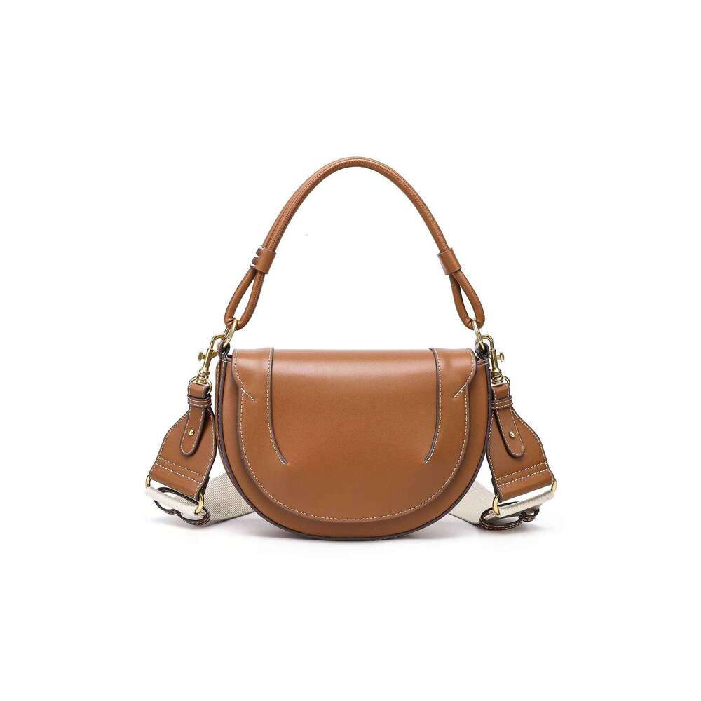 Fashionable And Casual Hand-Held Saddle Bag, Versatile For Commuting, Single Shoulder Crossbody Bag