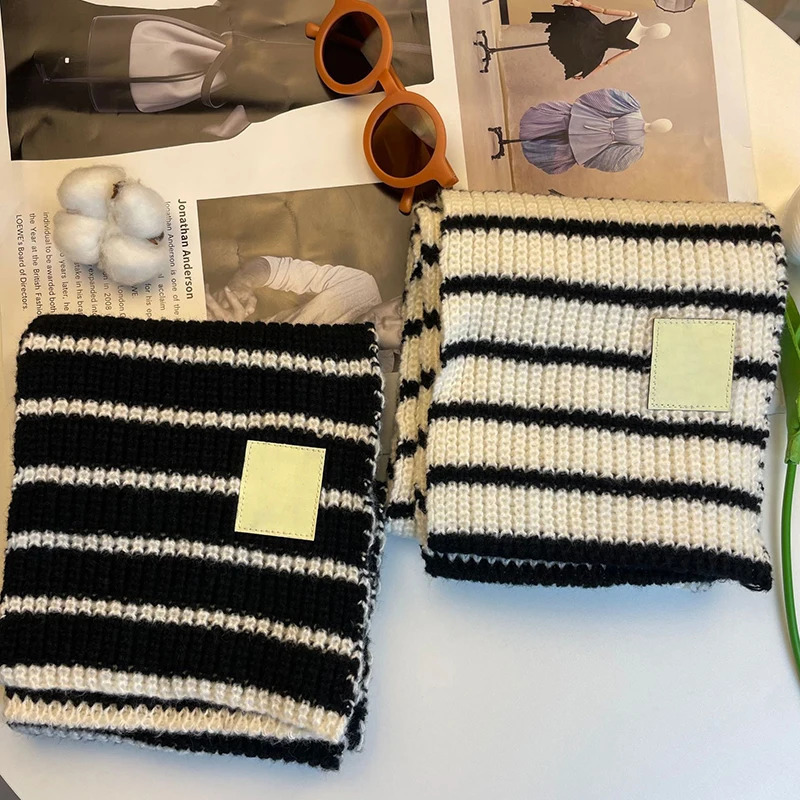 Winter Stripe Baby Scarf Korean Warm Knitted Neckerchief for Kids Boys Girls Classic Black White Stripe Children Neck Scarves 251027