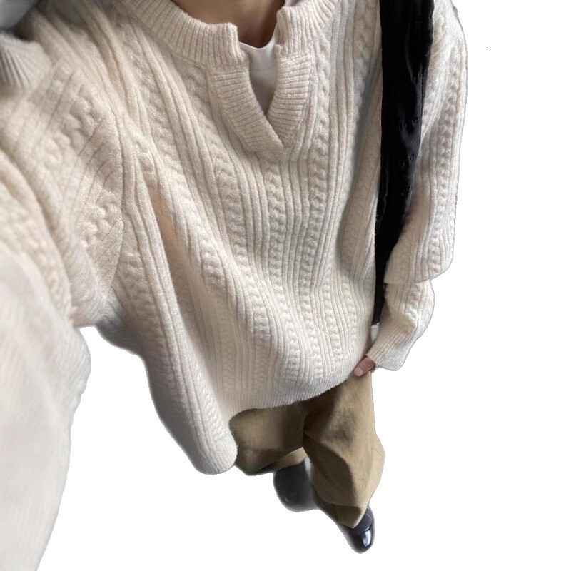 Designer Sweater Trendy American Style Cable Knit Sweater For Men Winter High-end Layering Henry V-neck Knitted Base Shirt