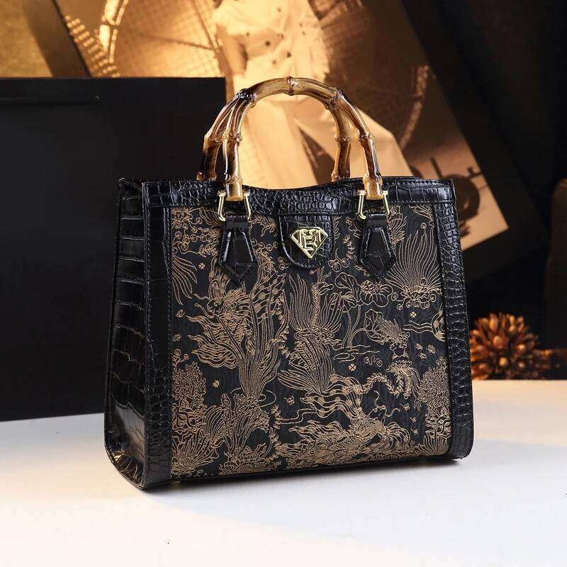 2015 Fashion Genuine Leather Women Handbags Embroidery Design Shoulder Messenger Bag Mom Portable Tote Bags