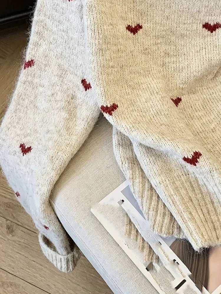 New Autumn Winter Comfortable Heart Pattern Sweater Long Sleeve Pullover Round Neck Top Sweater Warm Versatile Womens ClothingT251027