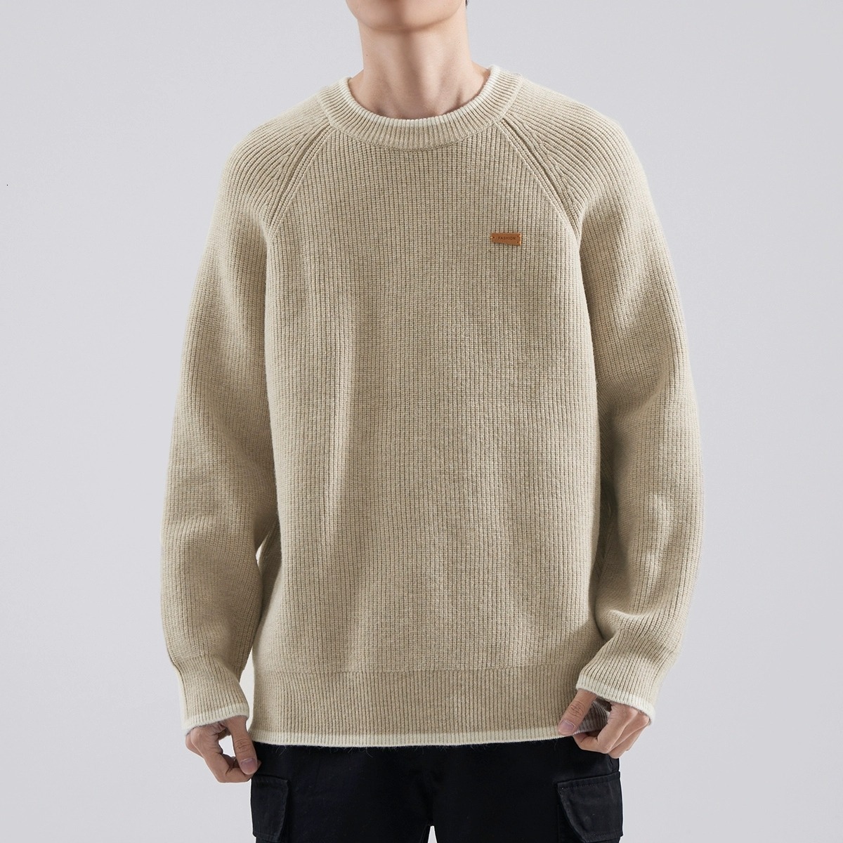 New Men's Sweater Winter Trendy Brand Round Designer Sweater Neck Loose Casual Lazy Style Raglan Sleeve Knitted Sweater
