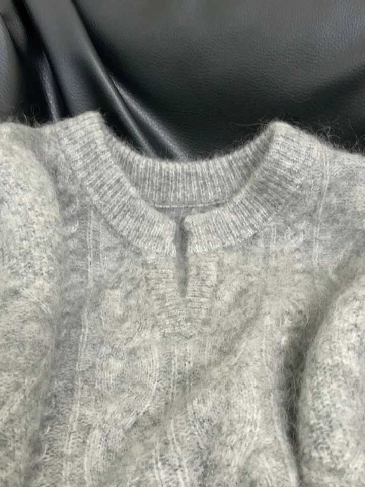 Grey V Neck Knitted Sweaters Women Autumn Korean Loose Lazy Style Casual Jumpers Y2K Fashion Winter Warm Simple Pullovers MujerT251027