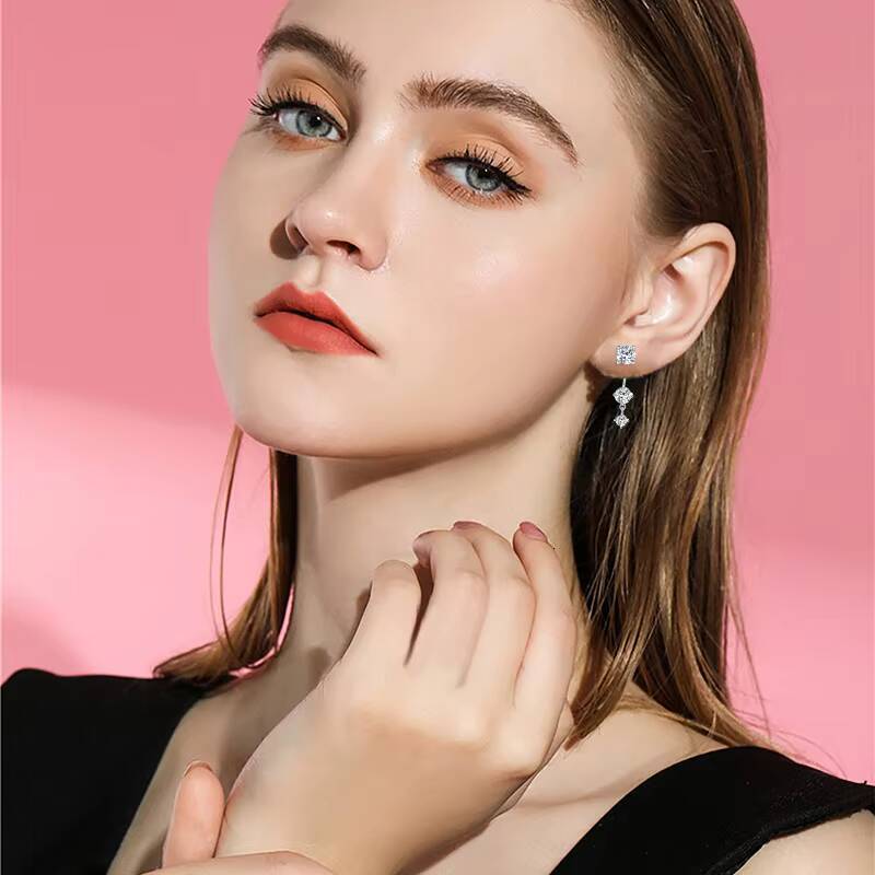 New Arrivals Gift New 3stone Ear Rings 925 Sterling Silver 5mm 45mm 3mm D Color Moissanite Feature Shape Earrings for Women