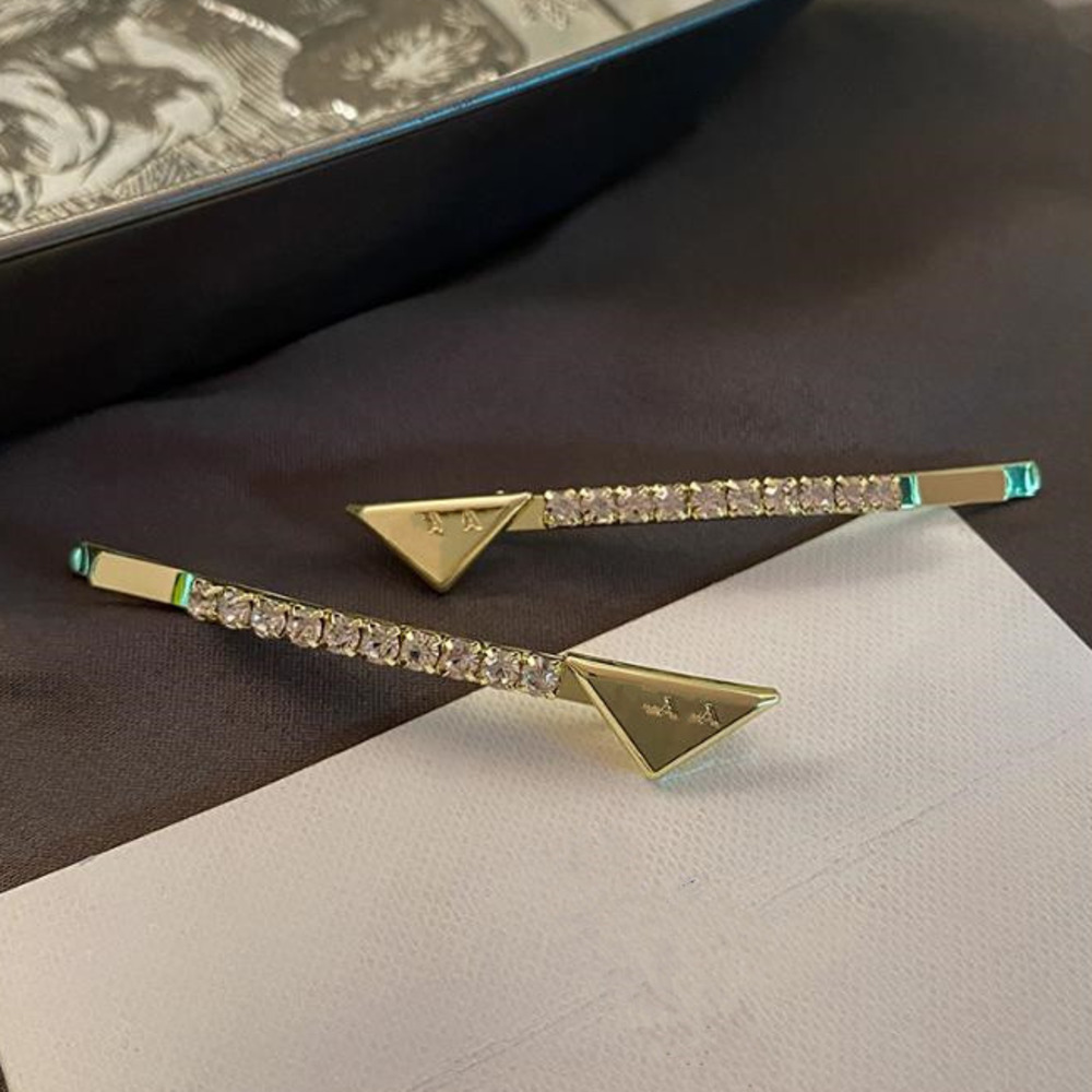 2025 Luxury Hairclip Girls Women Designer Crystal Rhinestone Hair Clips Barrettes Top Quality Letter hair pins Gold Silver Hairpin AA