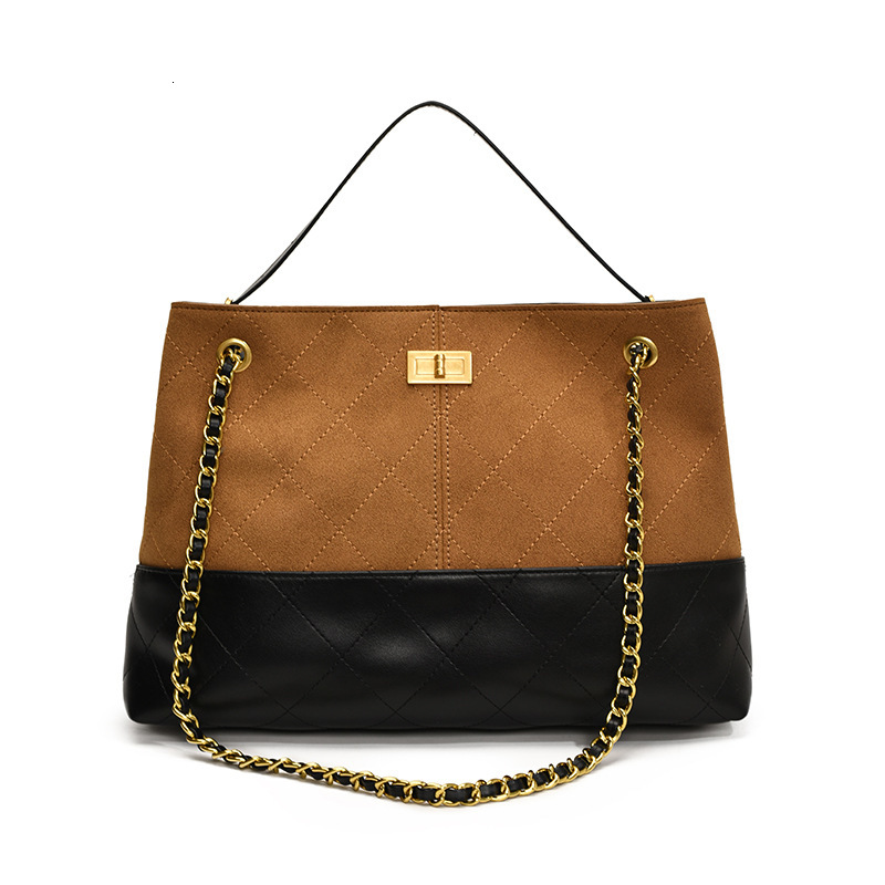 Free shipping designer bag High Quality Chain Tote Bag Women Spring Summer New Shoulder Bag Commuter Large Capacity Color Matching Bag