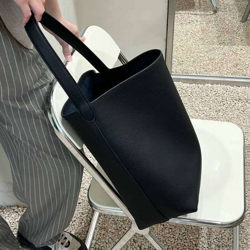 Designer Luxury Euro French Japan Style Soft Large Bucket Tote Size Natural Cowhide Leather Women S Armpit Shoulder Daily Hand Bag