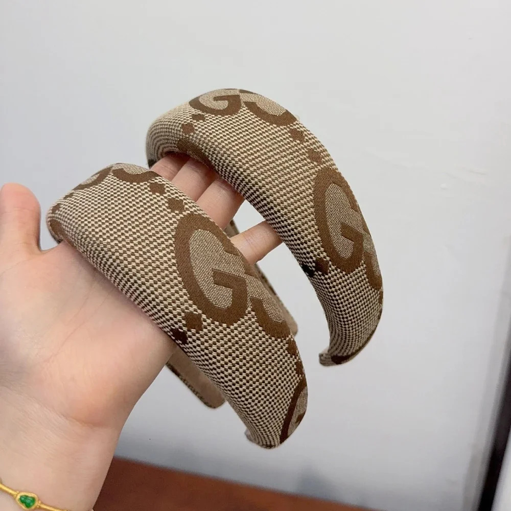 Fashion Green Letters Hair Bands Girls Vintage Elastic Headbands Sponge Hairbands Hair Hoop Korean Hair Accessories for Women 251023