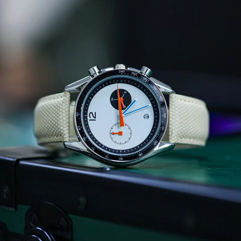 CILOA round white light high quality boyfriend gift 2025 high value quartz watch trendy fashion 251021