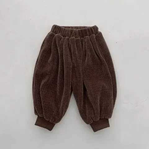 Spring and Autumn Baby Pants Winter Men and Womens Corduroy Plush Loose Lantern Pants Baby Solid Color Thickened Casual PantsT251027