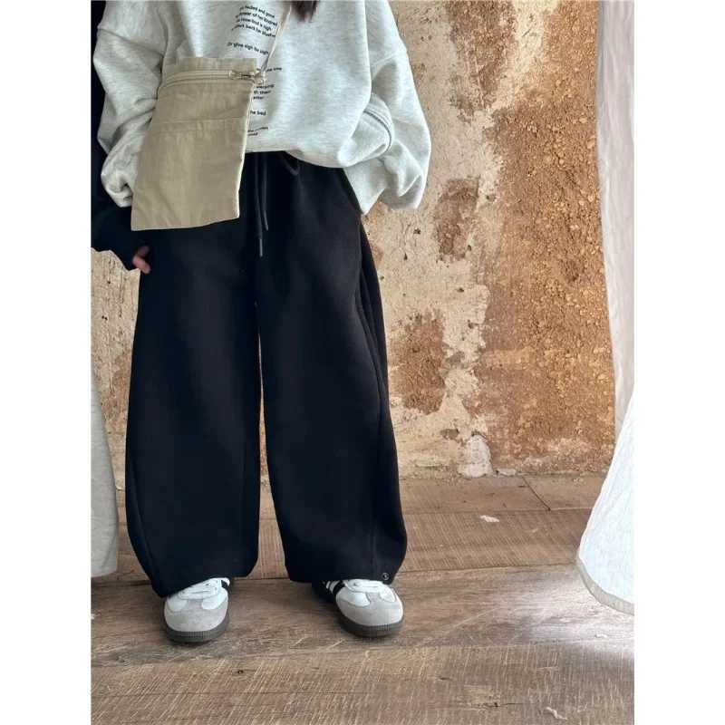 Children Clothing 2025 Spring Autumn New Fashion Korean Style Casual Sweatpants Boys and Girls Loose Solid Color Knitted PantsT251027