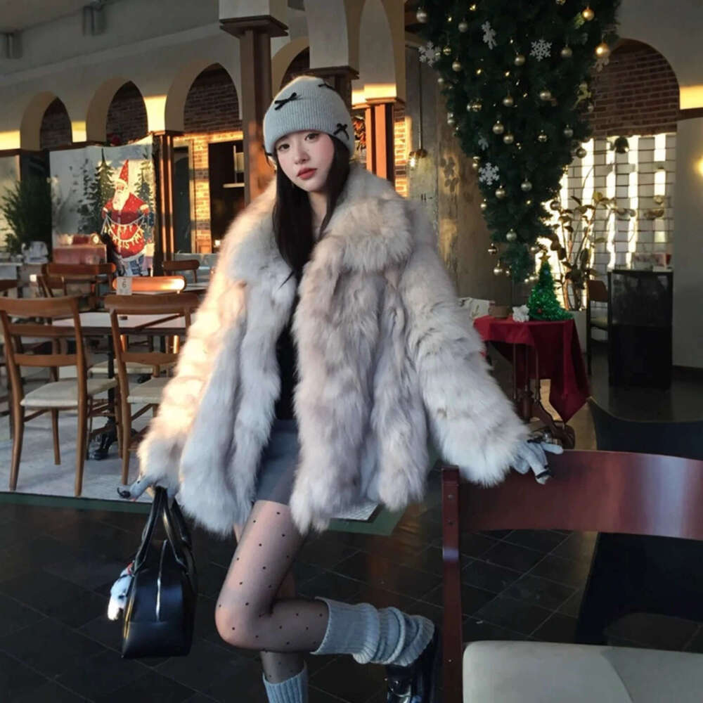 Winter Fox Coat Women, EcoFriendly for MidLength Loose Thickened Fur Integrated Plush Jacket Women,