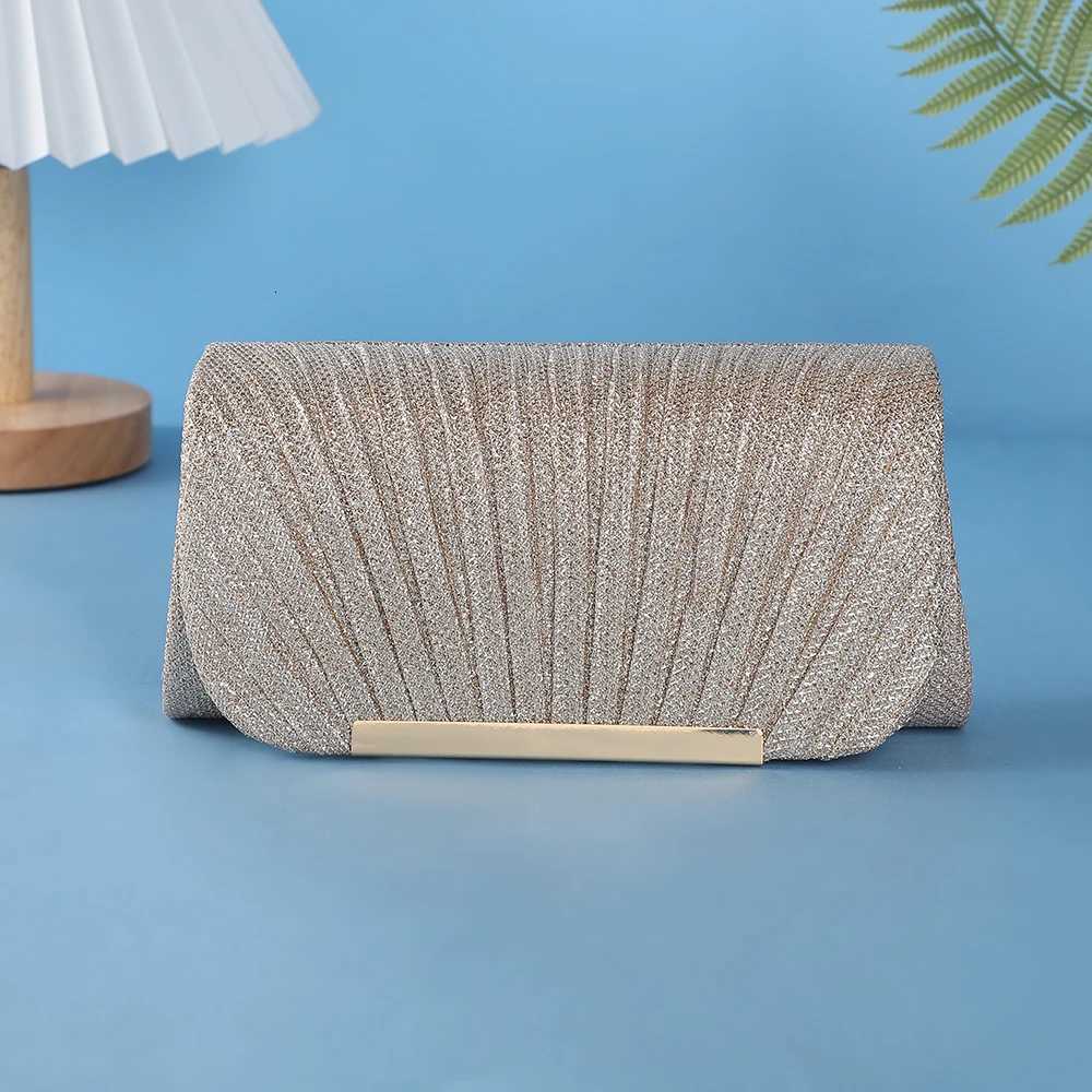 Shiny Metal Patch Decorated Envelope Clutch Bag with Wrinkles Texture for Party Bridal Wedding Evening Handbag H251027
