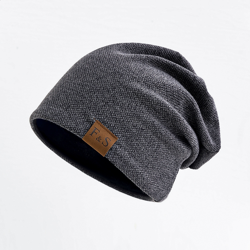 Winter and autumn pullover hat casual and loose knit hat with leather label suitable for both men and women outdoor head cap 250916