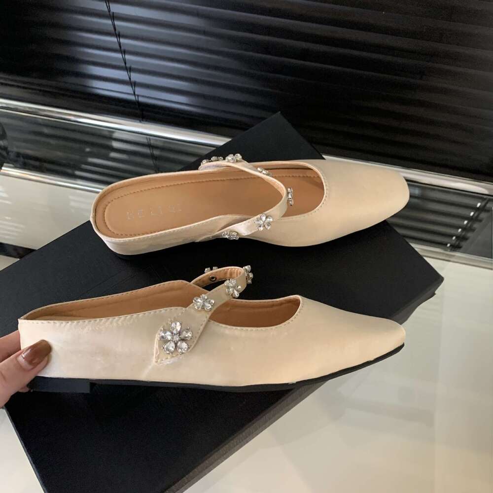 2025 New Women's French-Style Designer Half Slippers - Closed-Toe Hidden Wedge Mules, Elegant Lazy Style for Outdoor Wear